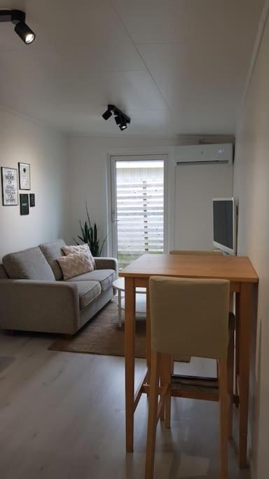 Lgh Lillemor, Naera Havet, Staden Och Naturen Strömstad Zewnętrze zdjęcie