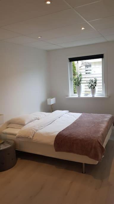 Lgh Lillemor, Naera Havet, Staden Och Naturen Strömstad Zewnętrze zdjęcie